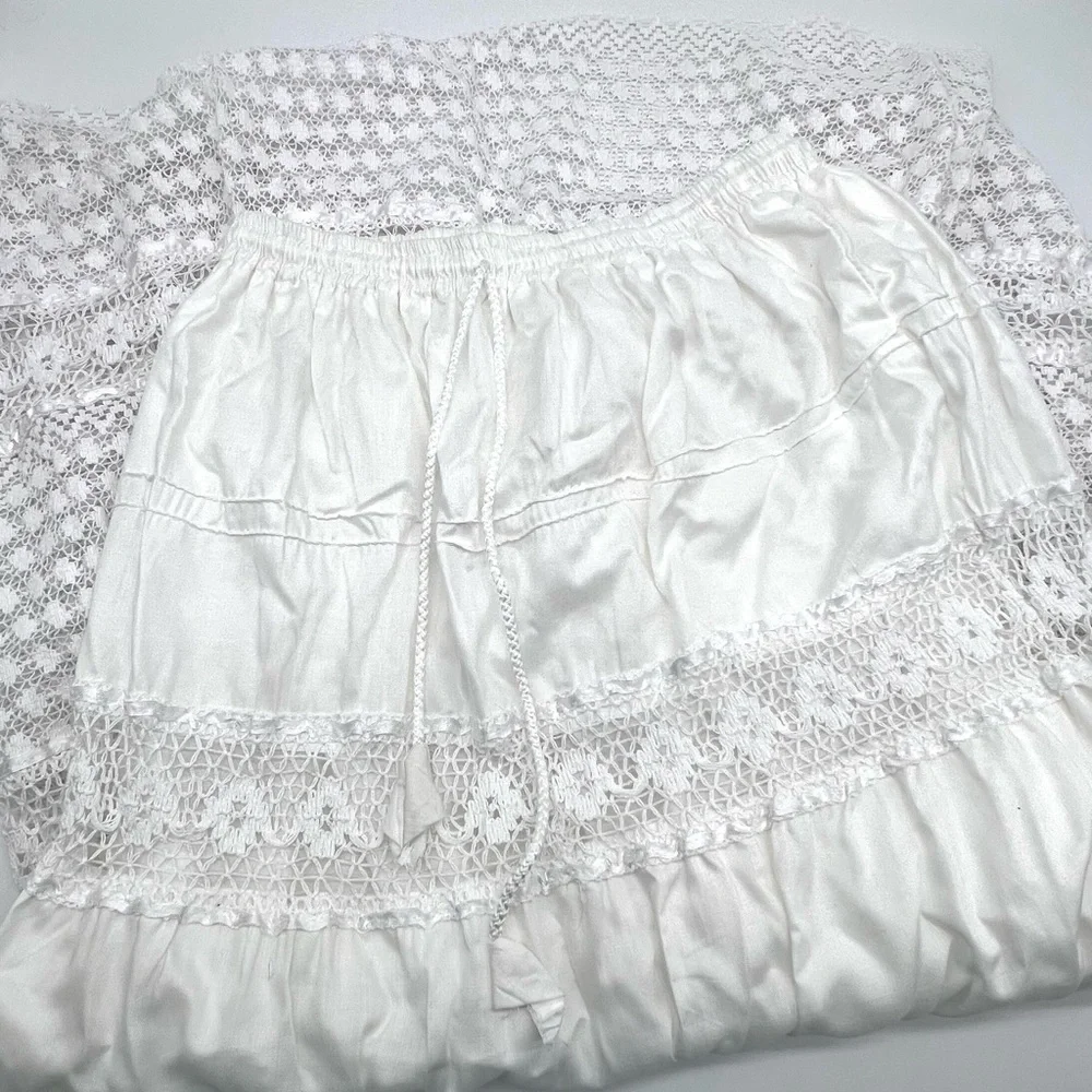 Cottagecore Long White Skirt - Picture 6 of 12